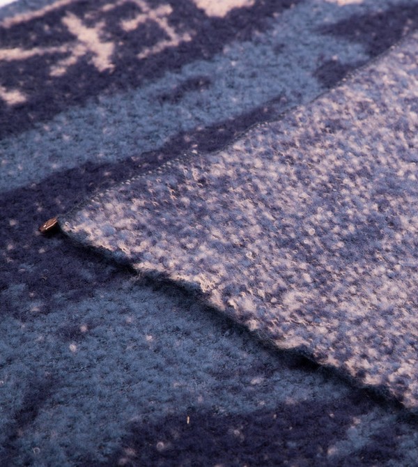 Szalik Anekke Navy Blue Contemporary. | 3176MABSL